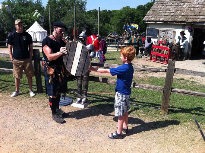 weapons demonstration scarborough faire001