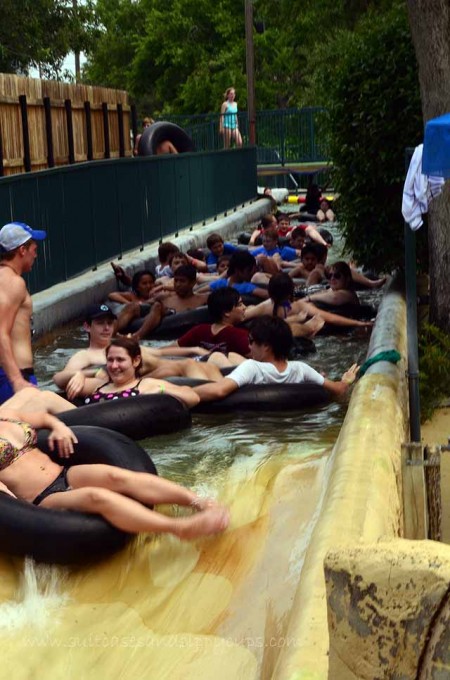 crowds at schlitterbahn