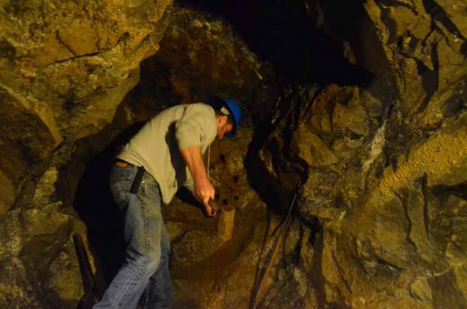 1880's gold mining techniques