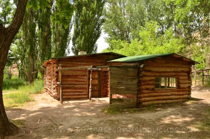 josie's cabin dinosaur national monument