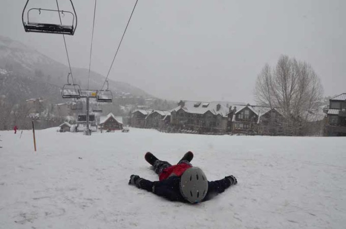 snow at snowmass assay hill