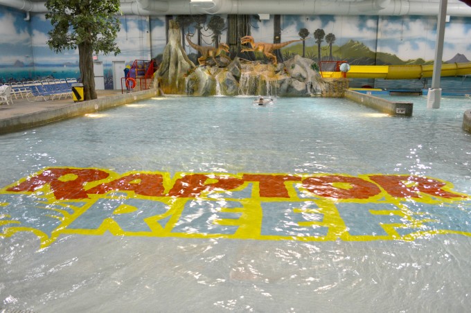 Triple Play Raptor Reef Wave Pool