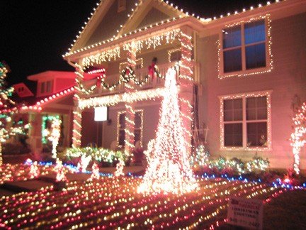 Computerized-and Super Awesome-Christmas Light Displays in DFW - test